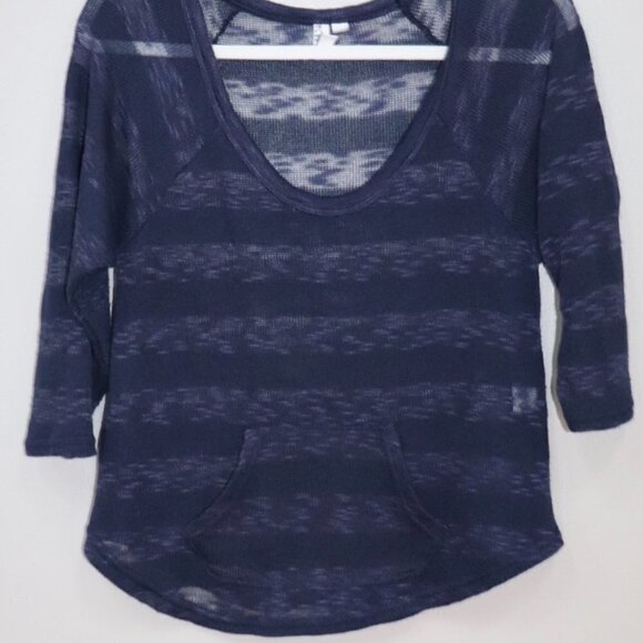 Hang Ten See through top with kangaroo pockets Size XS in navy - Picture 2 of 4